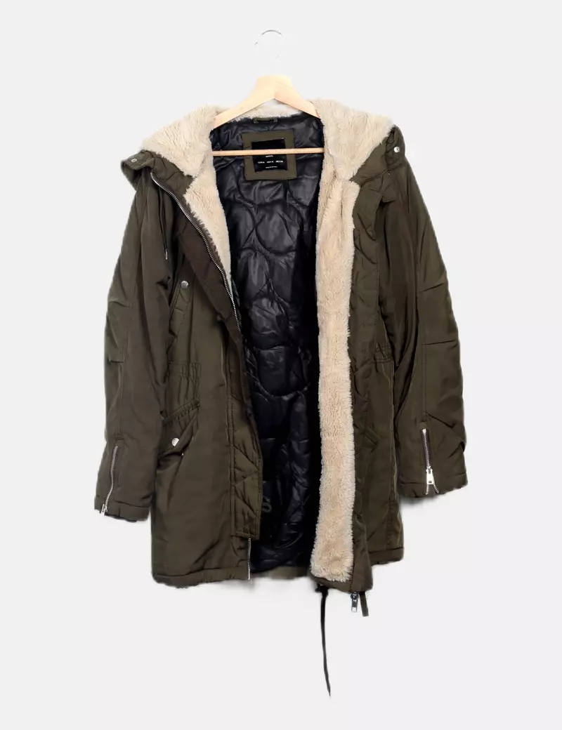 Bershka Parka verde combinado pelo sintético