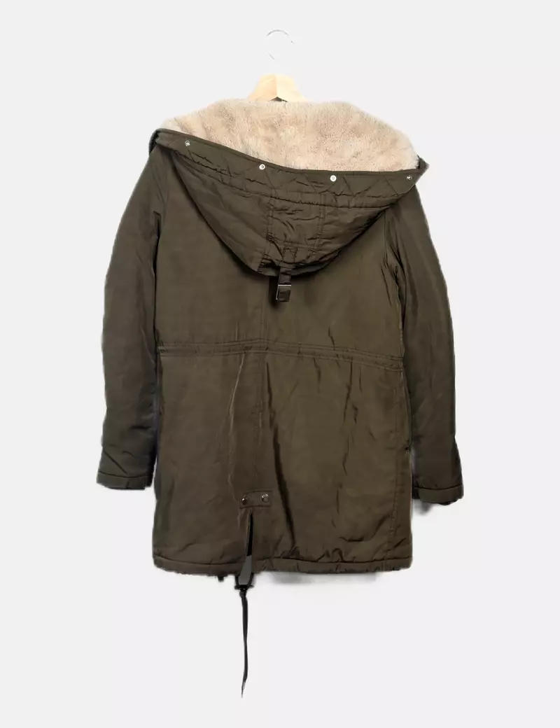 Bershka Parka verde combinado pelo sintético