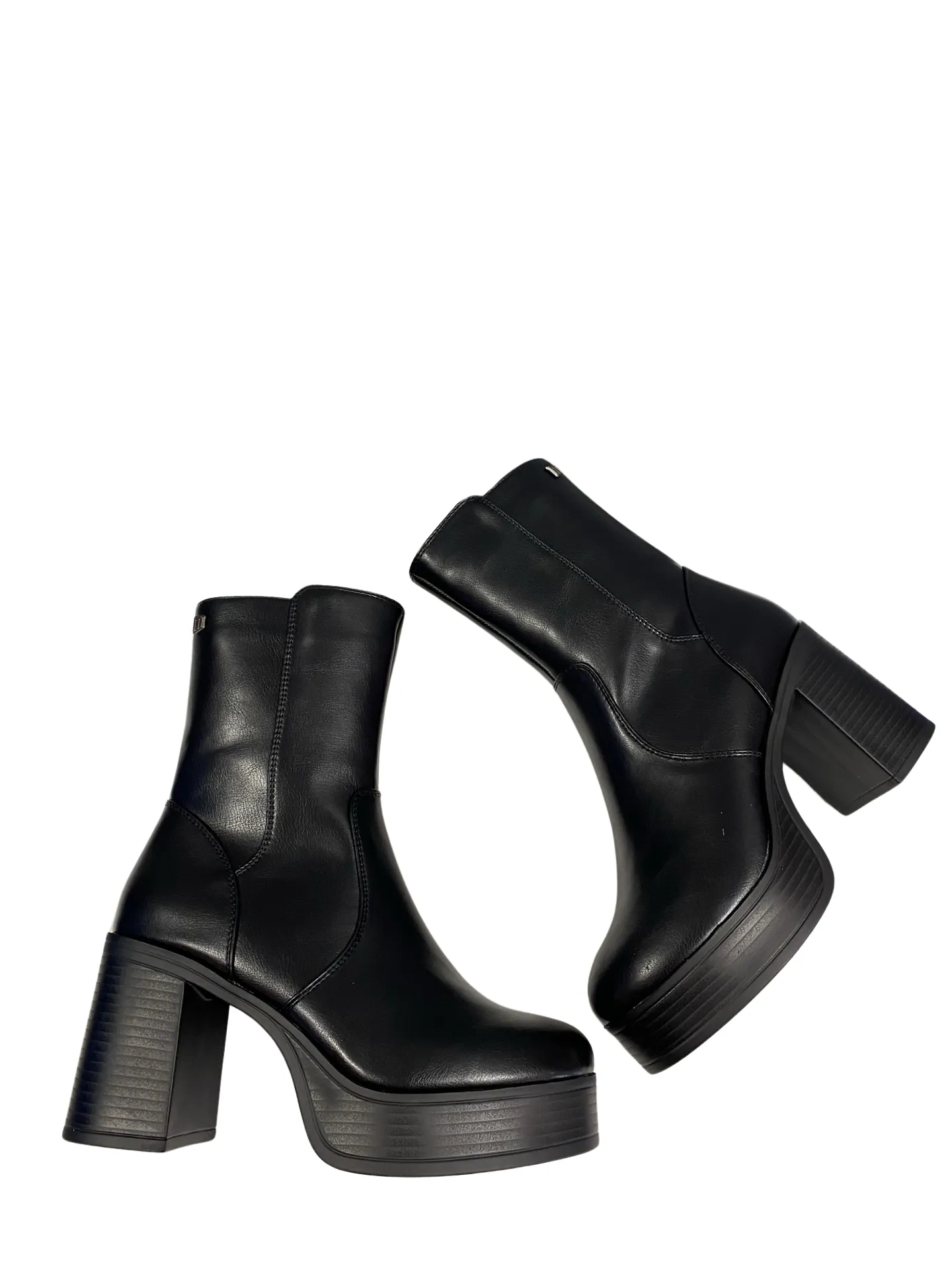 BOTIN MUJER MUSTANG 53562 NEGRA