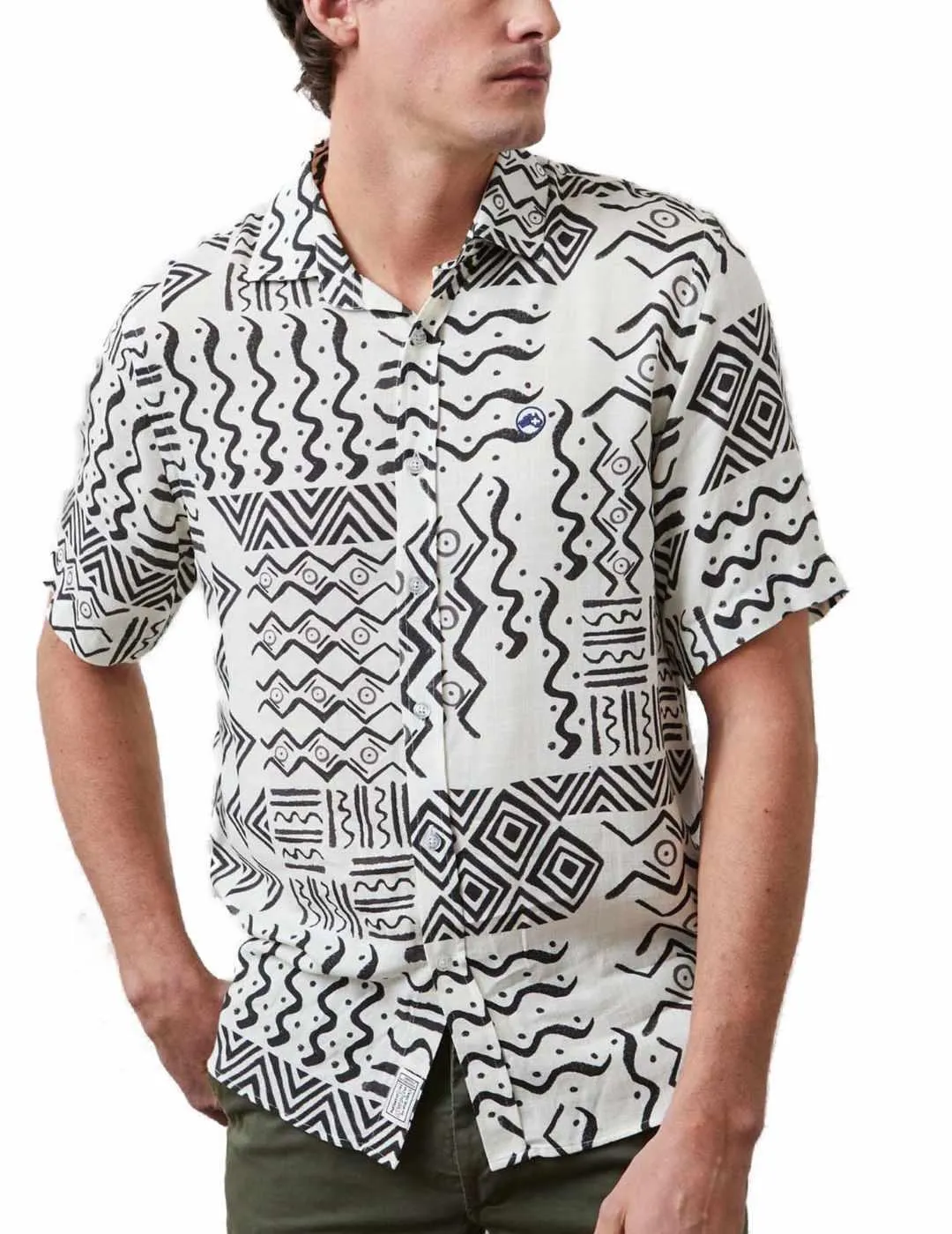 Camisa Altonadock estampado étnico manga corta de hombre