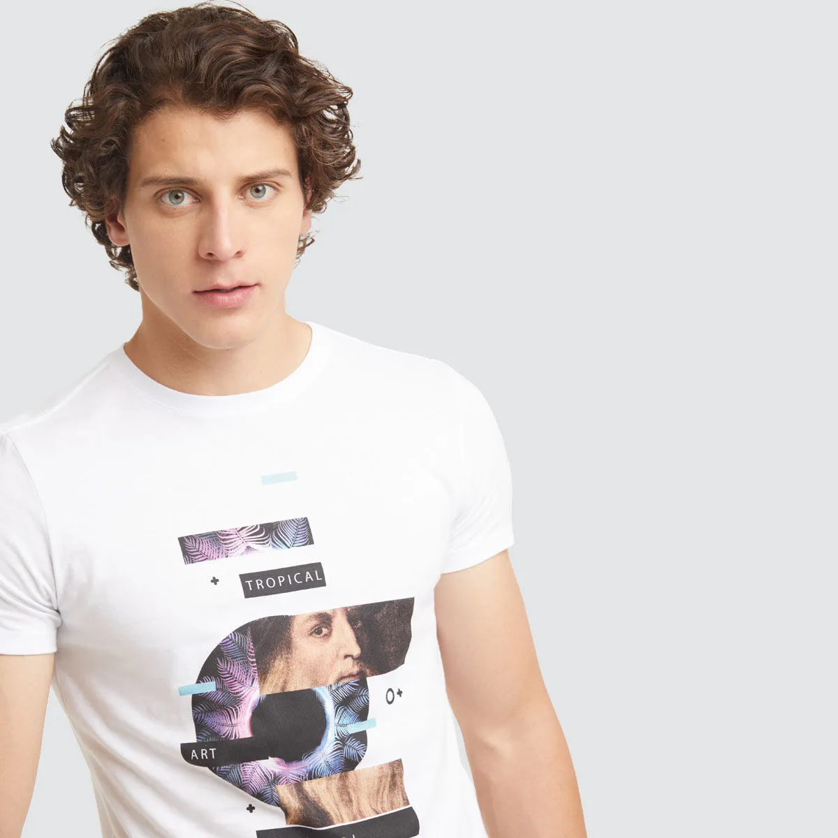 Camiseta Unicolor Con Estampado Para Hombre