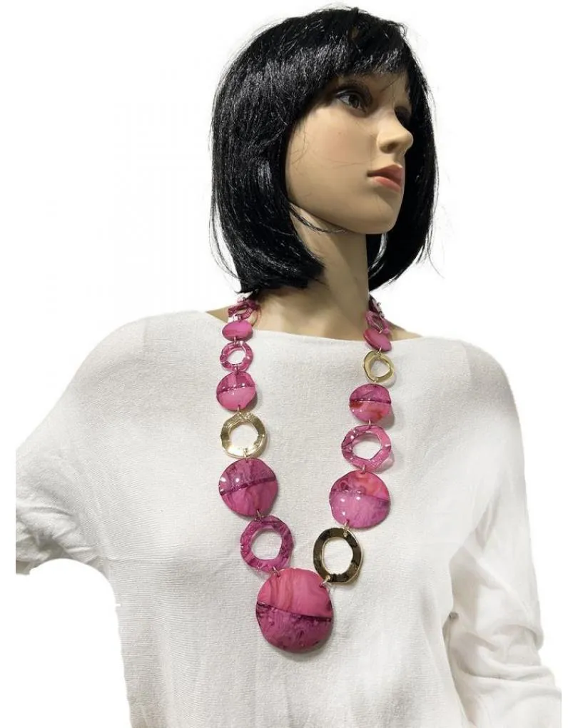 COLLARES FUCSIAS MUY ALEGRS PARA LLEVAR CON LOS COLORES DE MODA