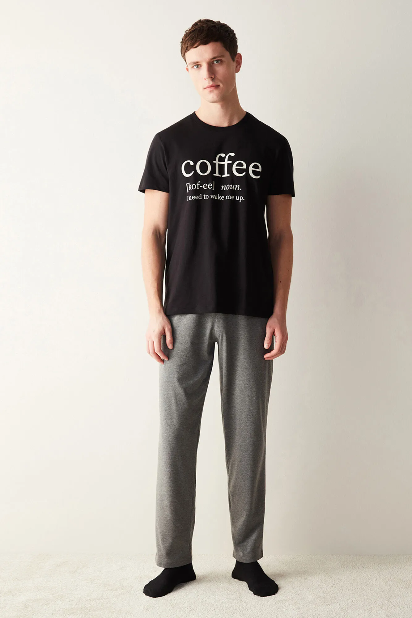 Conjunto de pijama estampado Coffee Written para hombre