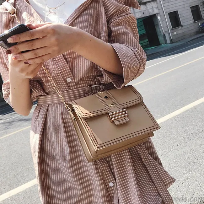 Elegant Chain Messenger Bag Square Lady Single Button Shoulder Bag