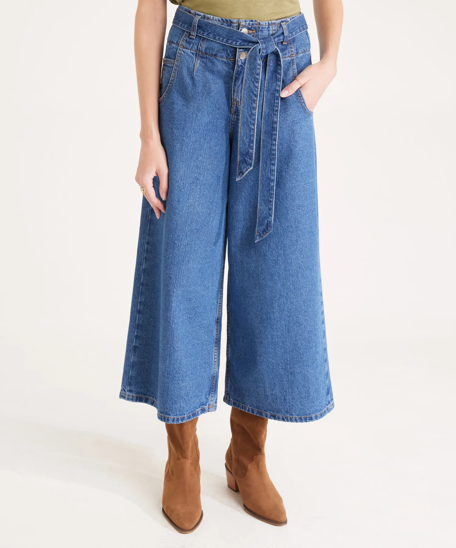 JEAN TIPO WIDE LEG CROPPED