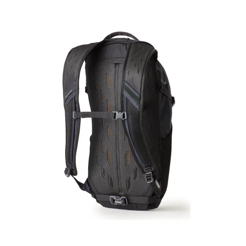 Mochila Gregory Nano 18 (camuflaje negro)