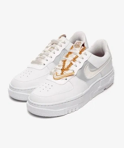 NIKE AIR FORCE 1 PIXEL SUMMIT WHITE