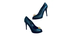 Peep Toe Alexander McQueen Gold Skull en cuero negro 