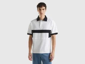 Polo de rugby blanco y negro