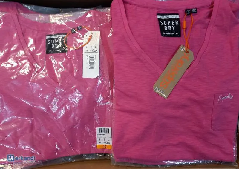 SuperDry stock de camisetas y tops para mujer