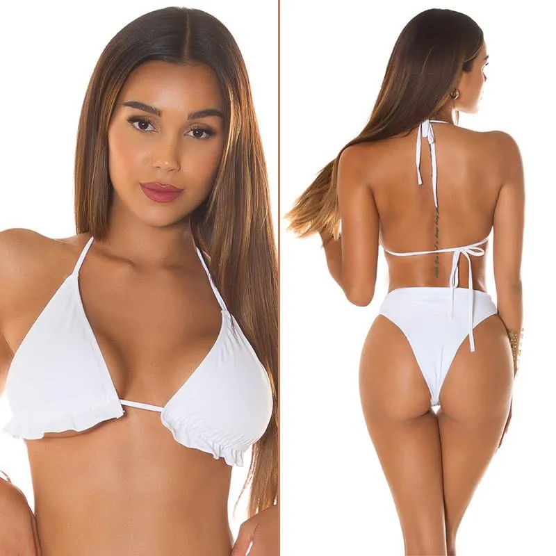 Top de bikini blanco con volantes