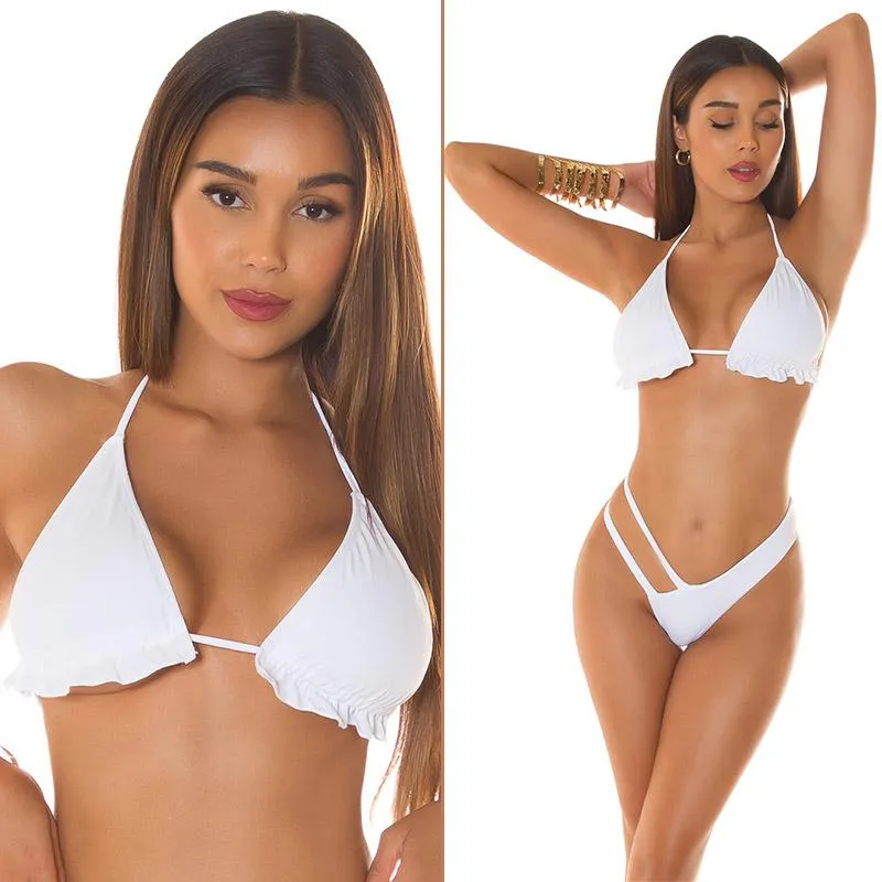 Top de bikini blanco con volantes