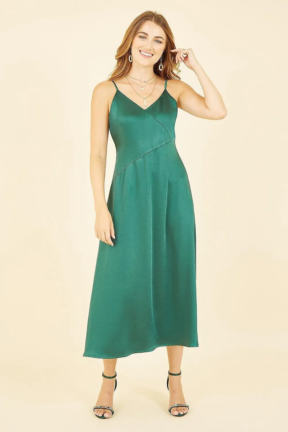 Vestido midi de tirantes de satén verde Yumi para mujer