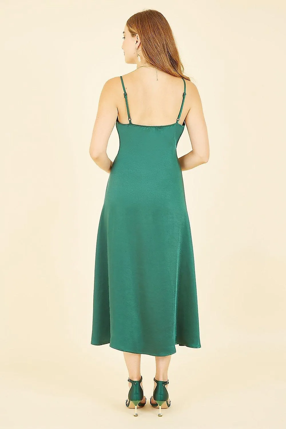 Vestido midi de tirantes de satén verde Yumi para mujer