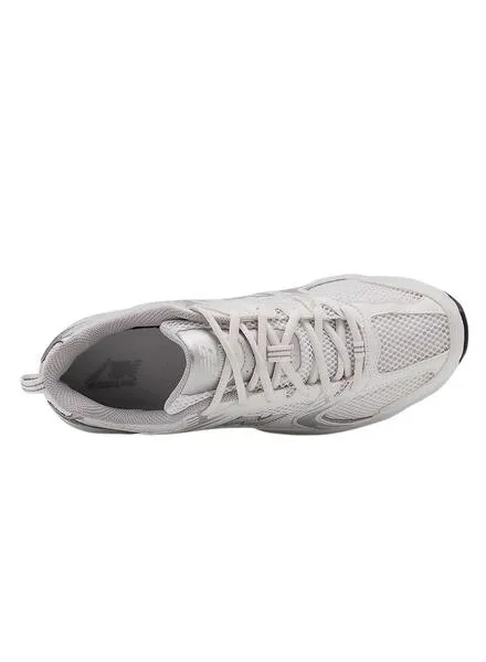 Zapatillas para mujer New Balance 530 blanco y plata