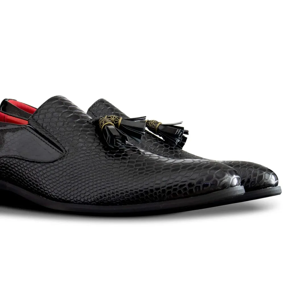 Zapatos de cuero sintético con patente de Serpiente en Negro Brillante de Charol y Borla para uso Elegante y Casual de hombre